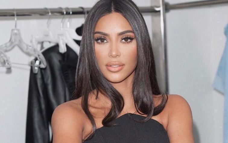 Kim Kardashian se una a los "woodlights" la tintura del momento