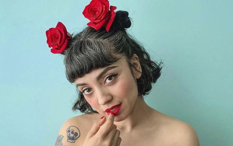 Mon Laferte llega a Chile para ser parte de las movilizaciones