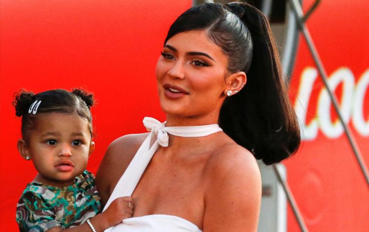 Stormi se disfrazó de Kylie Jenner para Halloween