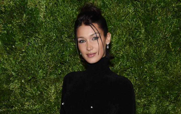 Bella Hadid dona 600 árboles para compensar por sus constantes viajes