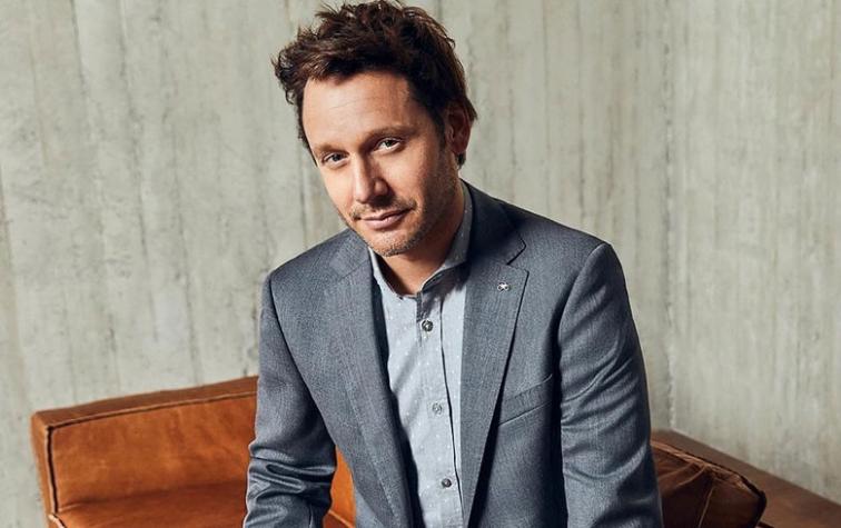 Benjamín Vicuña regresa a Chile por problema de salud de su padre