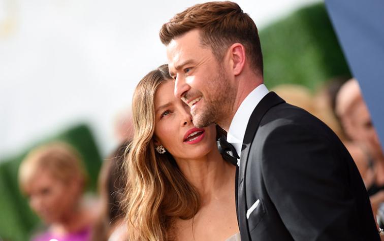 Jessica Biel es captada con una sonrisa y su anillo de matrimonio tras escándalo por infidelidad