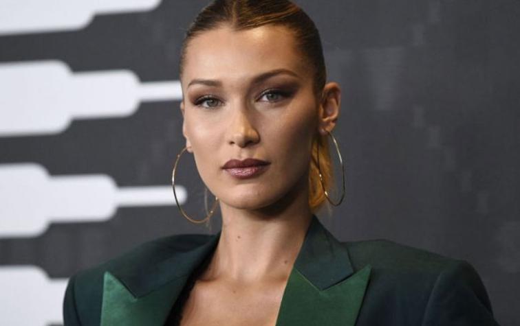 Bototos de combate: la tendencia que lució Bella Hadid en el aeropuerto