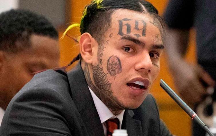 Tekashi 69 es sentenciado a dos años de cárcel