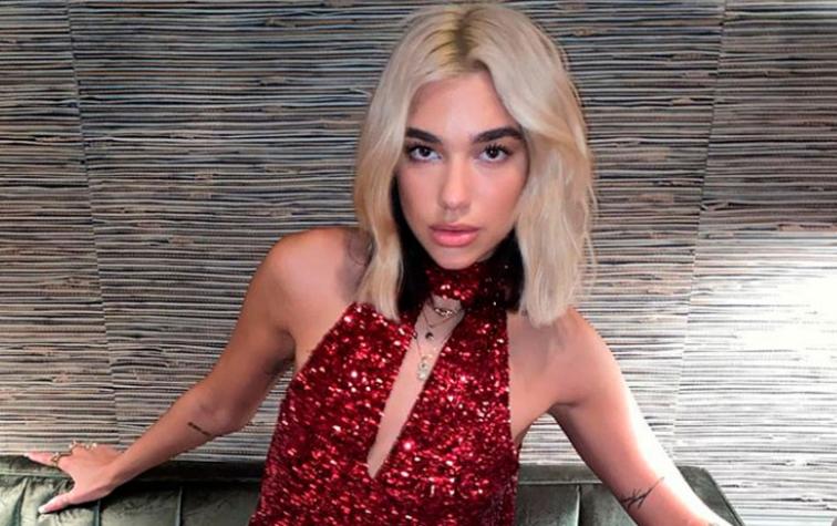 Dua Lipa sorprende con look inspiración para Año Nuevo