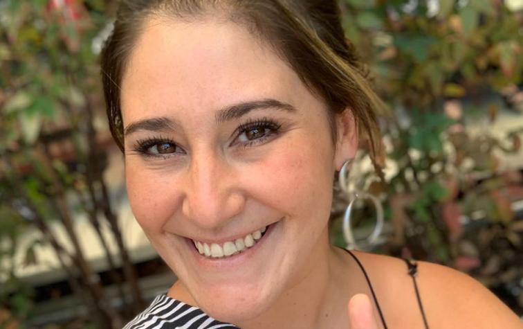 Belén Mora muestra foto de su adolescencia 