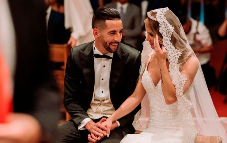 Las románticas fotos oficiales del matrimonio de Gala Caldirola y Mauricio Isla