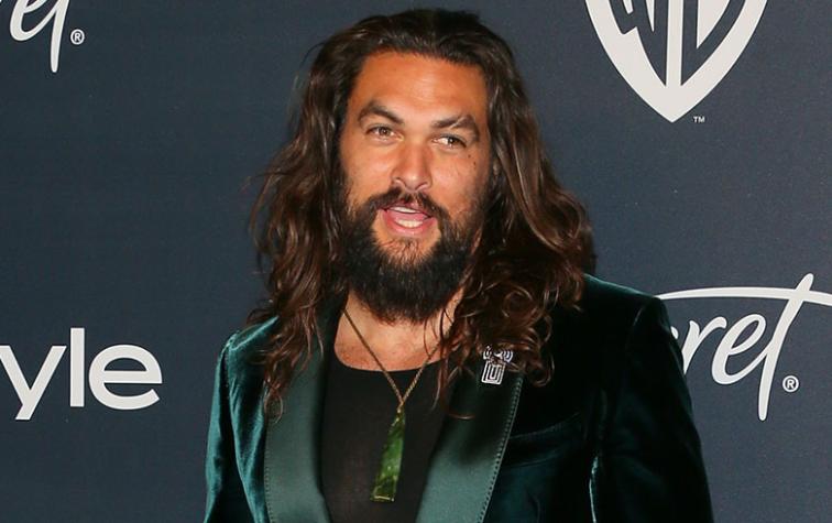 Jason Momoa fue con musculosa a los Golden Globe 2020