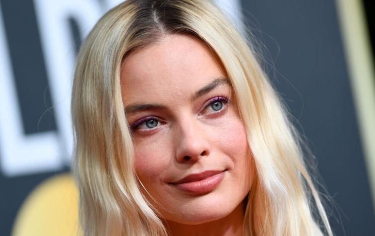 El sencillo pero aplaudido look de Margot Robbie en los Globos de Oro 2020