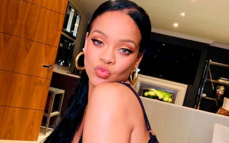 Rihanna revoluciona las rede sociales con foto sin una gota de maquillaje