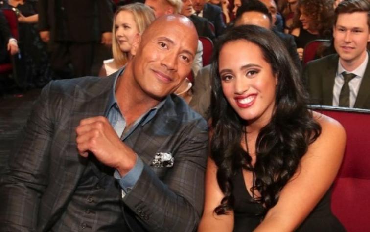 Hija de Dwayne Johnson seguirá con el legado de su padre