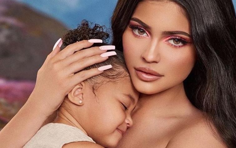 Stormi se niega a decirle “mamá” a Kylie Jenner