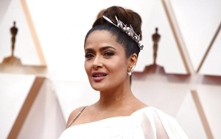 Salma Hayek luce mismo look que en 1997 en los Oscars 2020