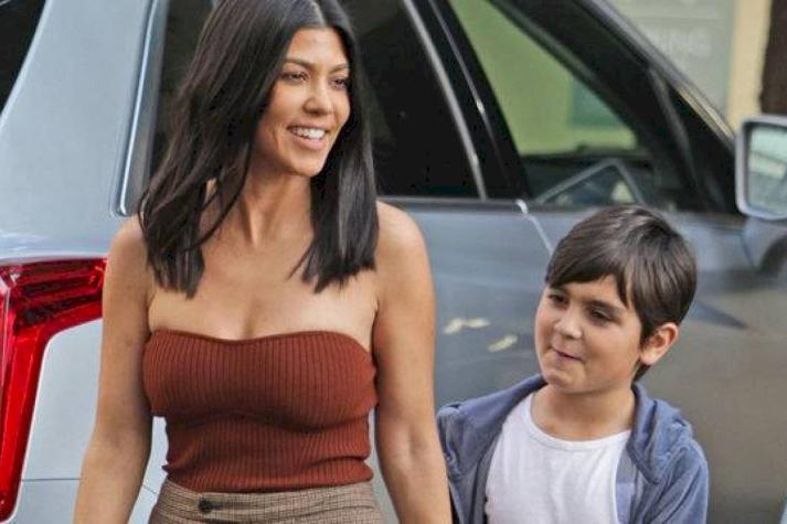 Hijo de Kourtney Kardashian hace un en vivo en TikTok luego que su madre borrara su Instagram