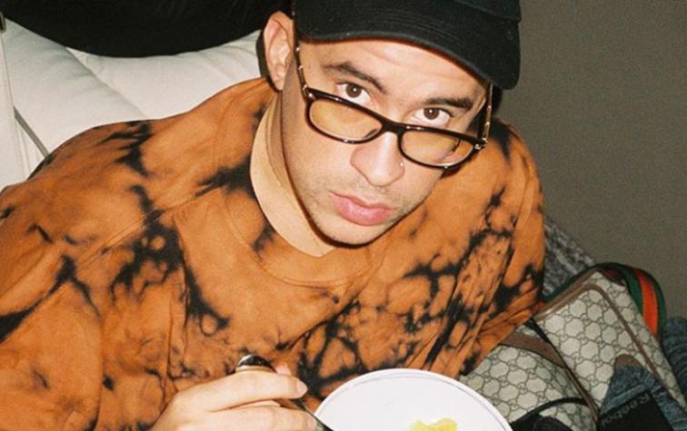 ¿La nueva moda? Bad Bunny estrena nuevo look en medio de la cuarentena