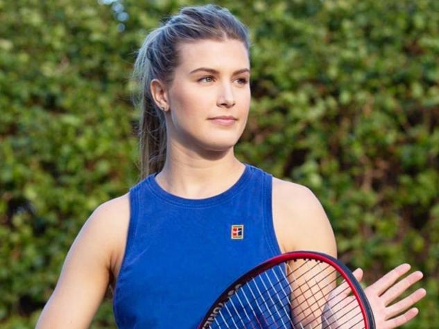 Tenista canadiense subasta una cita para ayudar a afectados por COVID-19