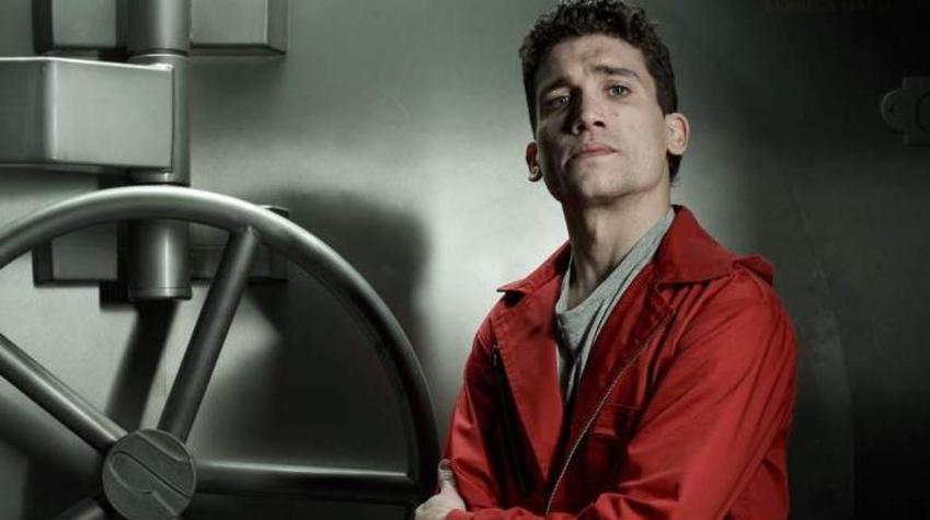 "Denver" de "La Casa de Papel" funa a vecina que le toma fotos todo el día