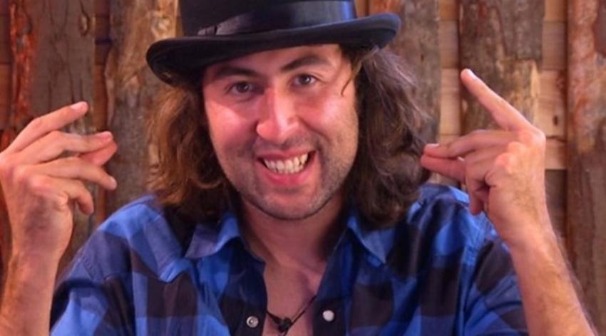 Mario Ortega impacta con tonificada figura desde el gimnasio