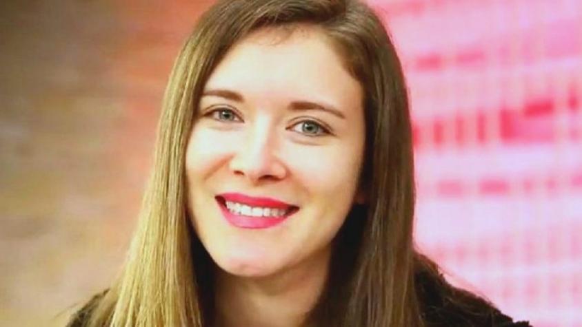 Carla Jara dice que le llegó el viejazo y muestra foto