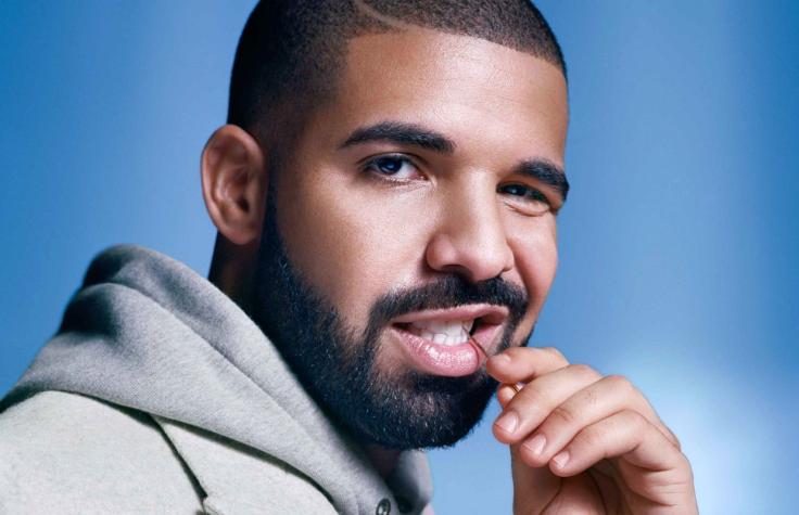 Drake revela drástica transformación física con imagen de su juventud