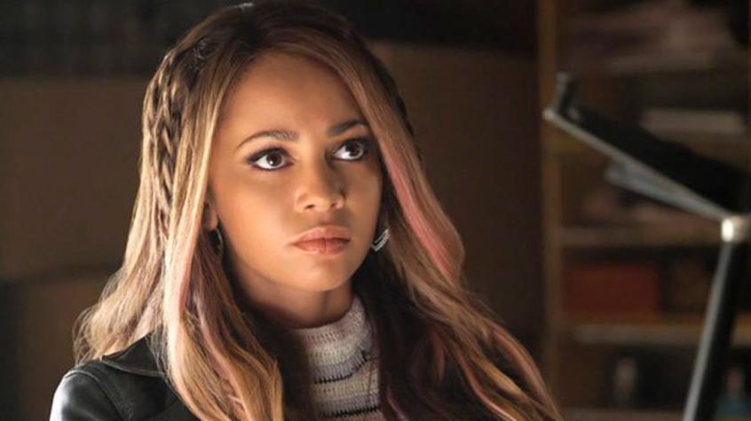 Actriz de “Riverdale” revela que le pagaban menos que sus compañeros blancos