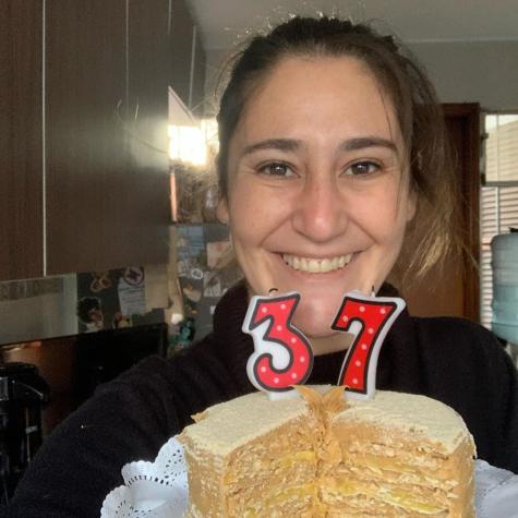 Belén Mora confunde a sus seguidores con antigua postal junto a su madre