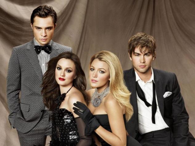 Actor emblemático de Gossip Girl aparece con mascarilla anunciando posible participación en remake