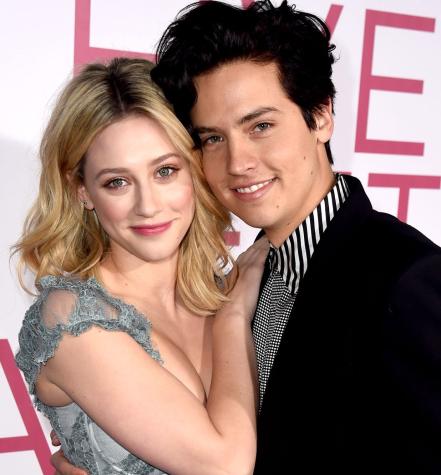 Lili Reinhart revela que enfrentó fuerte depresión tras quiebre con Cole Sprouse