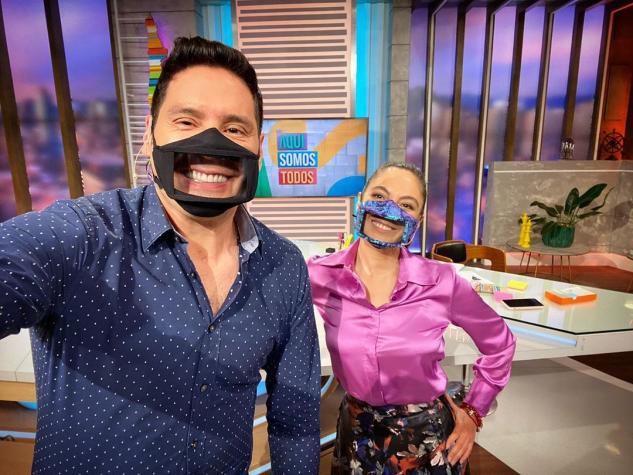 Ángeles Araya y Pancho Saavedra sorprenden con mascarillas inclusivas