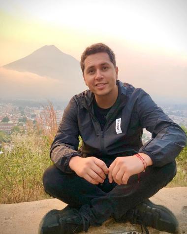 ¿Cuándo se viene el bebé?: Karol Lucero es consultado si será papá pronto