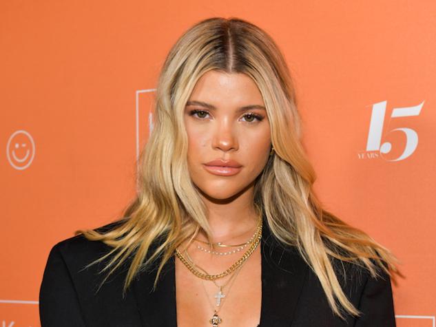 Sofia Richie luce la tendencia en bikinis: tie dye