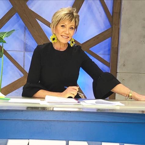 Raquel Argandoña cautivó con juvenil look en "Bienvenidos"