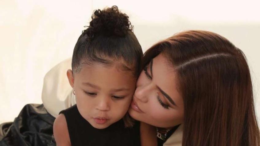 Kylie Jenner comparte el primer día de clases de Stormi