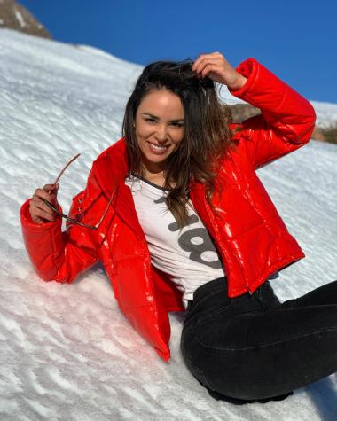 Jhendelyn Núñez impacta en redes sociales con foto en bikini