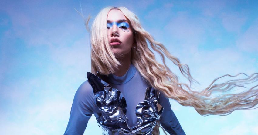 Ava Max: "Es difícil que la gente te tome en serio, es loco y no debería ser así"