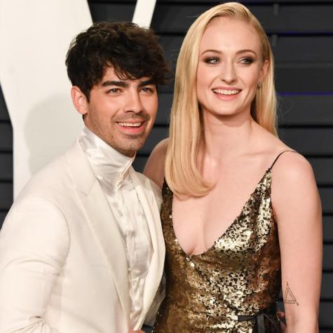 Joe Jonas y Sophie Turner se unen al challenge latino de moda