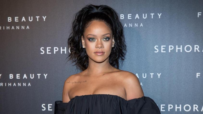 Rihanna sufre accidente en scooter y termina con moretones en su rostro