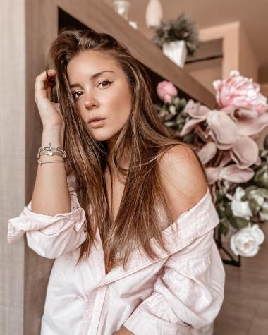 Catalina Vallejos se llena de elogios con foto en topless