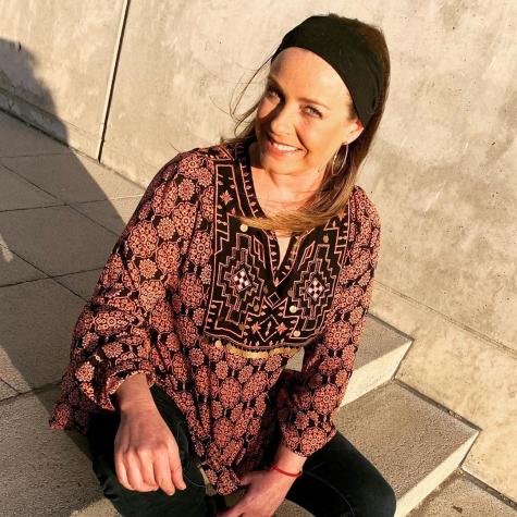 Claudia Conserva entrena nuevo look fashion primaveral