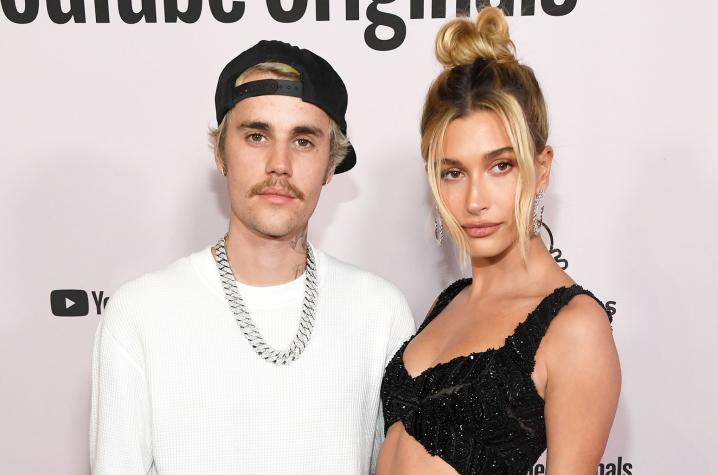 Hailey Bieber se tatúa antiguo regalo de Justin a Selena Gomez 