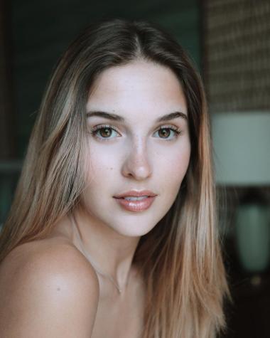 Belén Soto se refiere a nominación en los E! People's Choice Awards