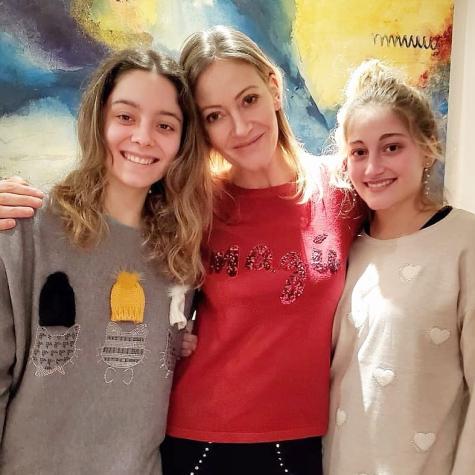 Hija de Marcela Vacarezza trabaja como repartidora en empresa de delivery