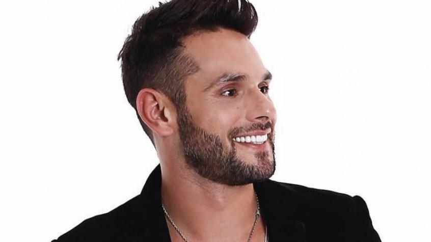 "Parece de 50": Óscar Garcés recibe duros comentarios por su apariencia