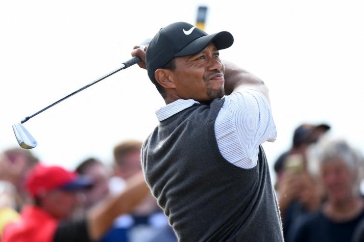Tiger Woods hospitalizado tras sufrir grave accidente automovilístico