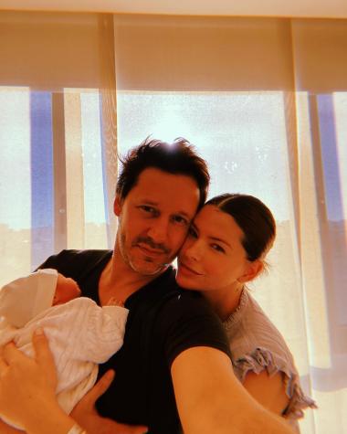 "Es un mini chinito": Benjamín Vicuña comparte tierna foto de su hijo Amancio 