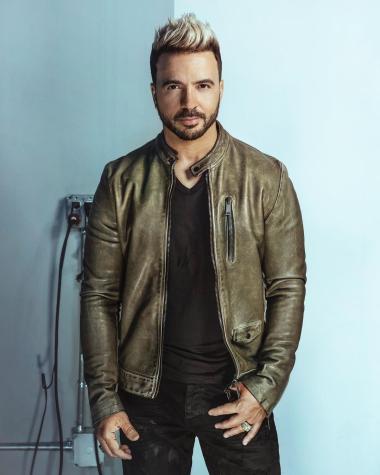 "Te amo": Luis Fonsi se tatuó frase hecha por su hija