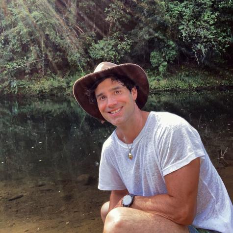 Ignacio Garmendia despide el verano con desnudo al aire libre