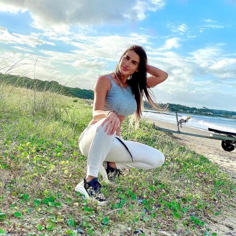 Fran Undurraga muestra lo que hace para tensar su cuello