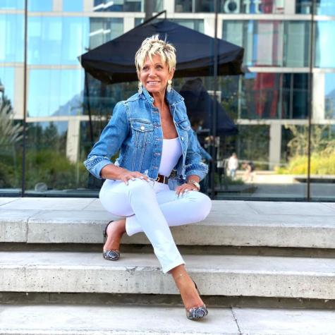 Raquel Argandoña renueva el look tras muerte de su madre