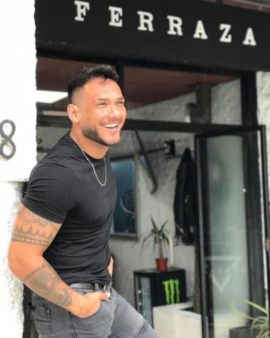 Polola de Iván Cabrera sorprende con romántico mensaje